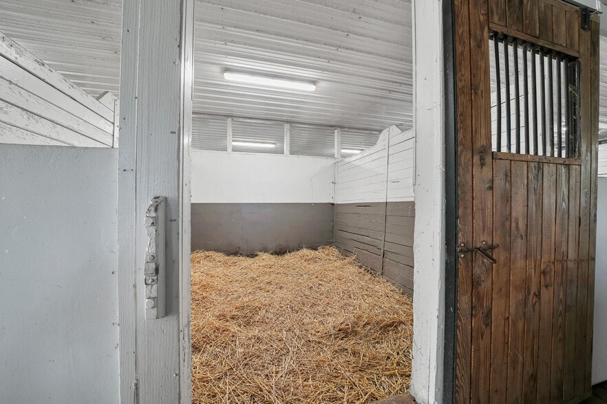 More Photos Of 80 US Highway 206, Chester Horse Stables For Sale