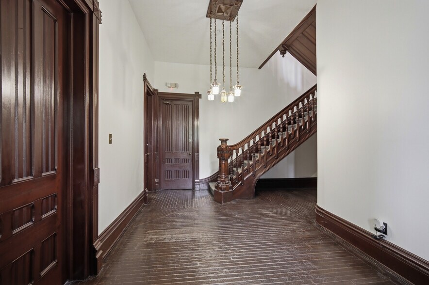 More Photos Of 238 E Main St, Westfield Apartments For Sale
