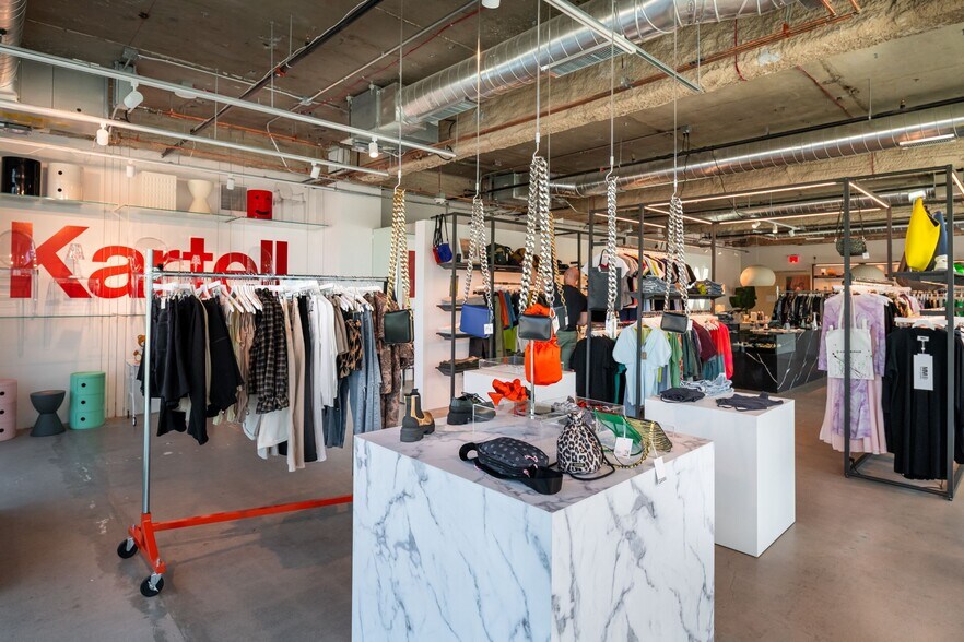 More Photos Of 1001 N central Ave, Phoenix Office For Lease