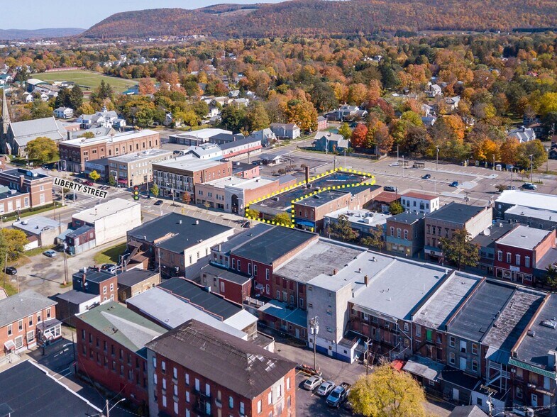 More Photos Of 36 Liberty St, Bath Storefront Retail Office For Sale