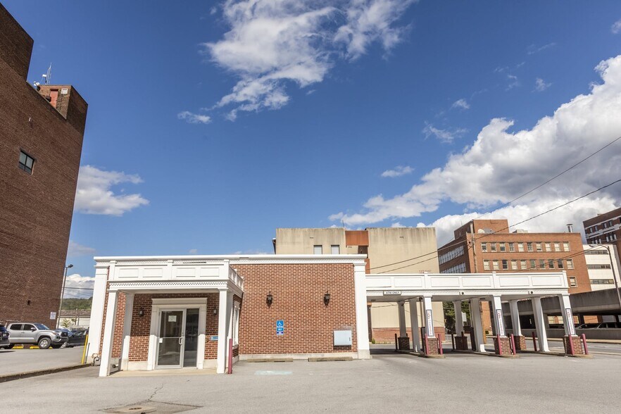 More Photos Of 142 Walnut St, Johnstown Bank For Sale