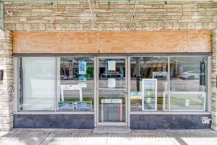 More Photos Of 13-17 N Federal Hwy, Dania Storefront For Sale