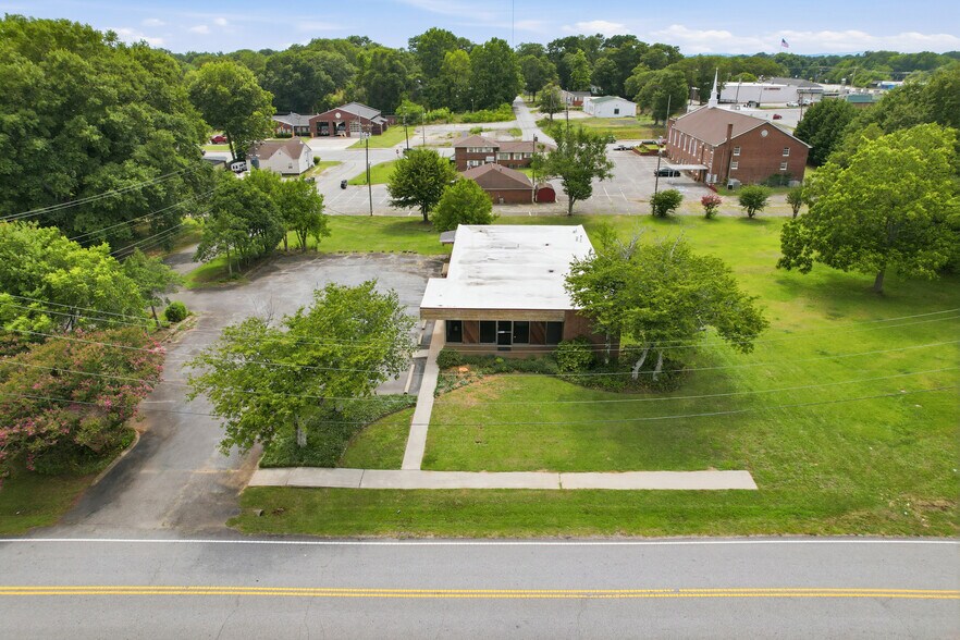 More Photos Of 106 S Texas Ave, Greenville Office For Sale