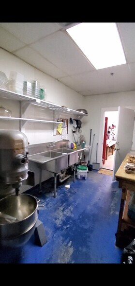 More Photos Of 7034-7166 Beracasa Way, Boca Raton General Retail For Lease