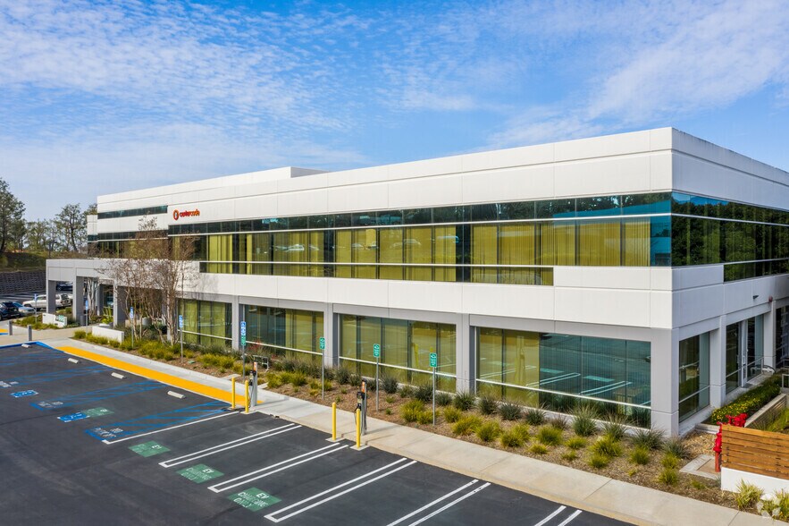 More Photos Of 23332 Mill Creek Dr, Laguna Hills Office For Lease