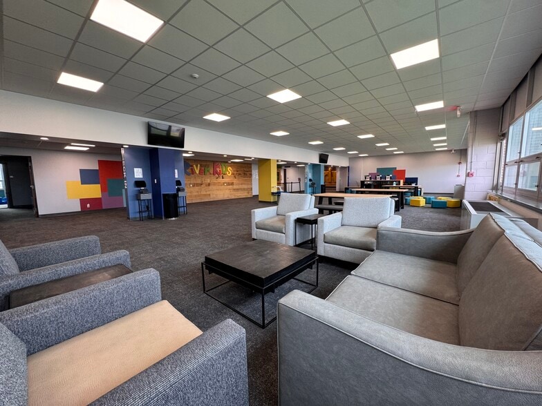 More Photos Of 759 S Lenfesty Ave, Marion Religious Facility For Sale