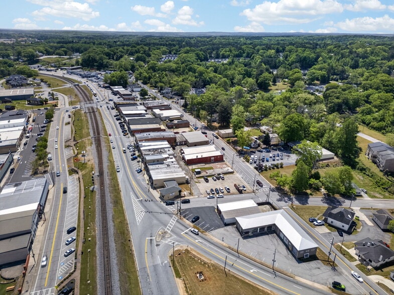 More Photos Of 116 W Bankhead Hwy, Villa Rica Storefront Retail Office For Sale