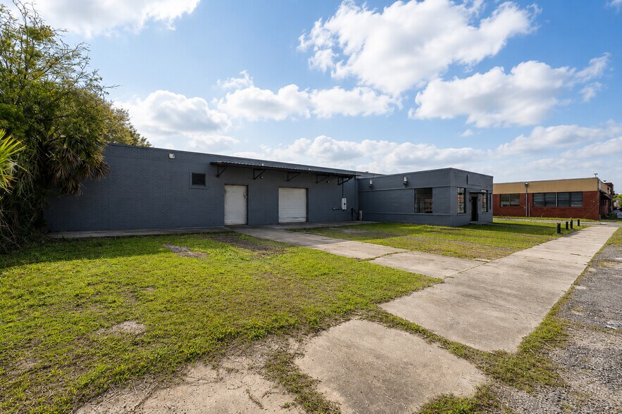 More Photos Of 69 Copeland St, Jacksonville Flex For Lease
