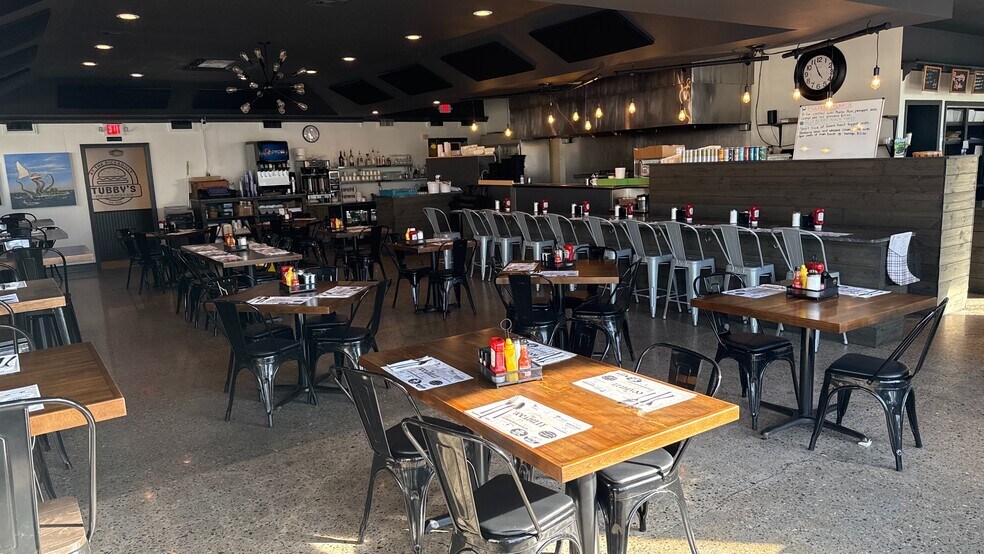 More Photos Of 1105 MA-28 Rt, South Yarmouth Restaurant For Sale