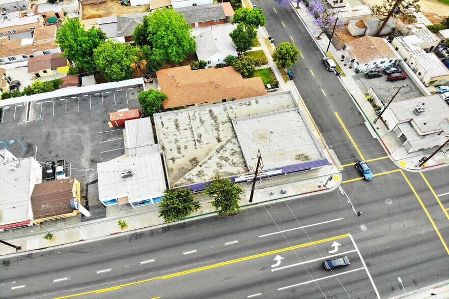 More Photos Of 4273 Florence Ave, Bell General Retail For Sale