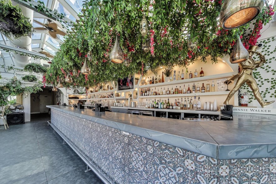 More Photos Of 1355 U St NW, Washington Restaurant For Lease