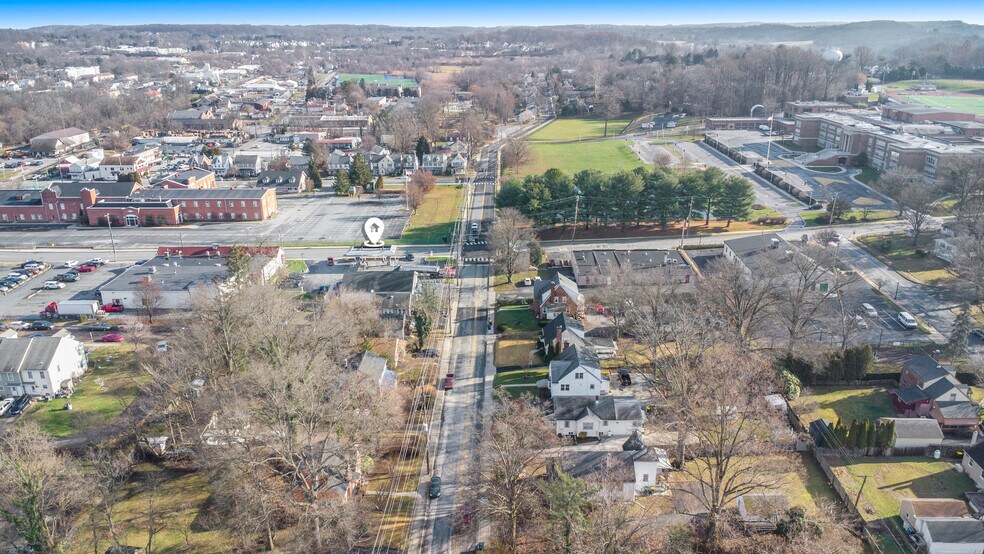More Photos Of 536 S Union St, Kennett Square Convenience Store For Sale