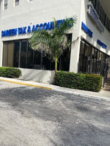 More Photos Of 3800 S Ocean Dr, Hollywood Office For Sale