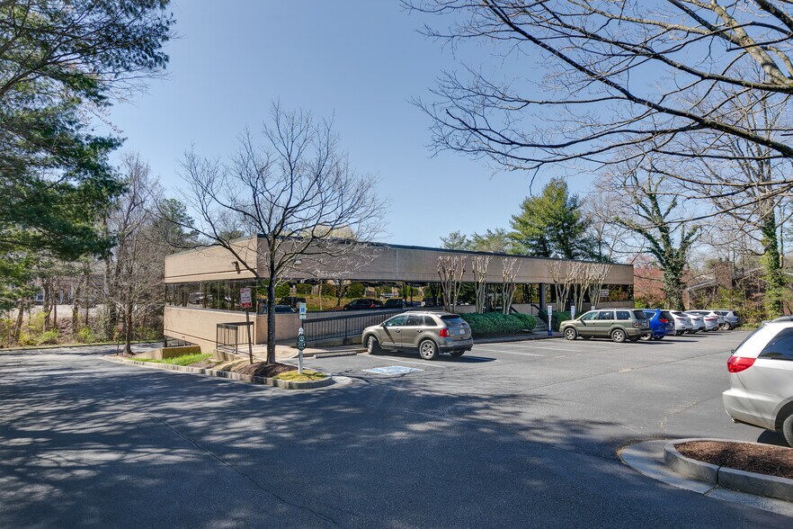 Primary Photo Of 8917 Fargo Rd, Richmond Office For Lease