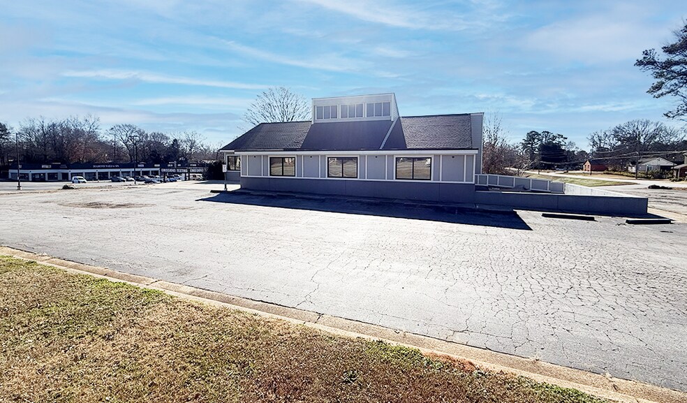 More Photos Of 3951-3987 Lawrenceville Hwy, Tucker Unknown For Lease