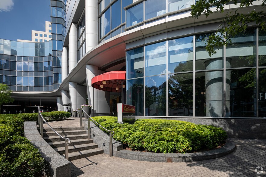 More Photos Of 3344 Peachtree Rd NE, Atlanta Office For Lease