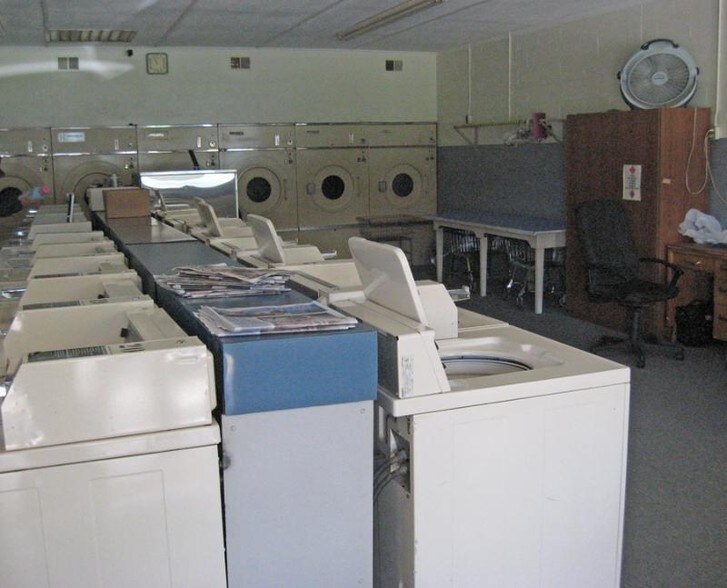 More Photos Of 302 E Third St, Lowry City Freestanding For Sale