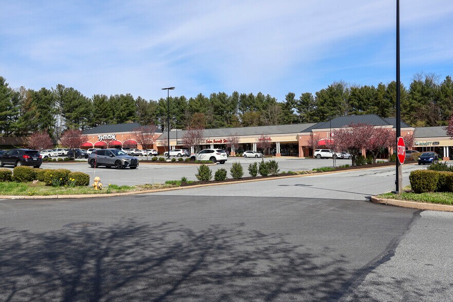 More Photos Of 825-881 E Baltimore Pike, Kennett Square Unknown For Lease