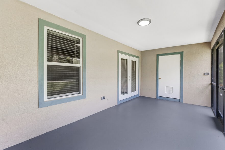 More Photos Of 6240 Rattlesnake Hammock Rd, Naples Apartments For Sale