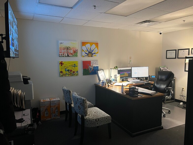 More Photos Of 26 Industrial Park Dr, Waldorf Warehouse For Sale