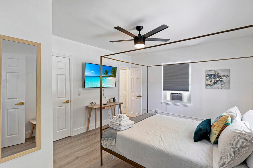 More Photos Of 402 Ocean Breeze, Lake Worth Beach Apartments For Sale