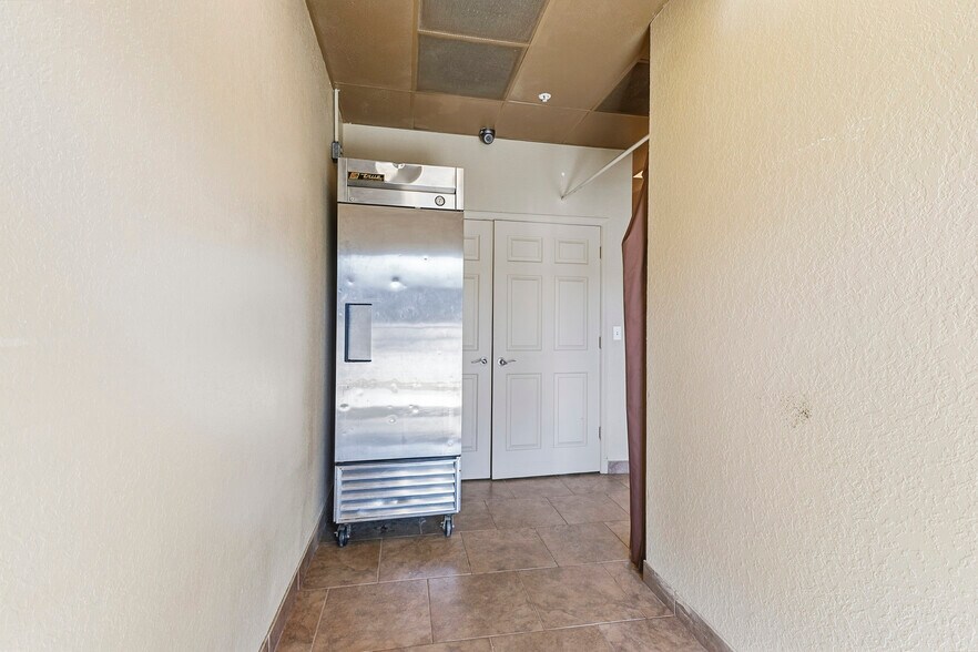 More Photos Of 160 Cypress Point Pky, Palm Coast General Retail For Sale