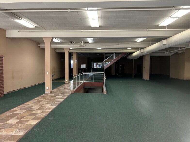 More Photos Of 84 Wall St, Norwalk Health Club For Lease