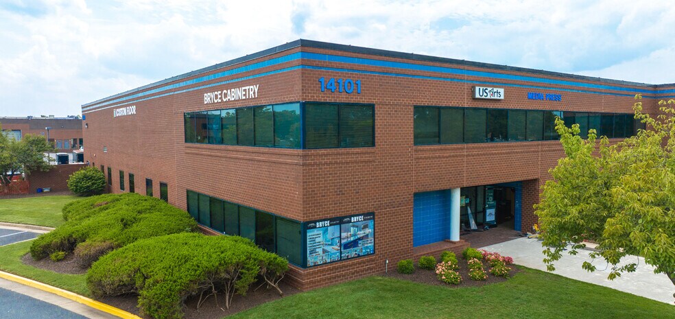 More Photos Of 14101 Sullyfield Cir, Chantilly Warehouse For Lease