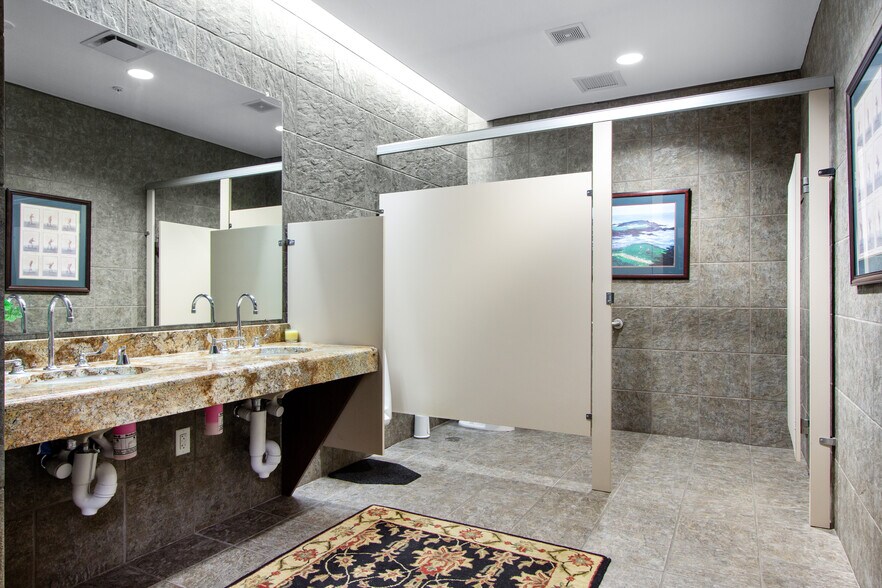 More Photos Of 301 S Watters Rd, Allen Office For Lease