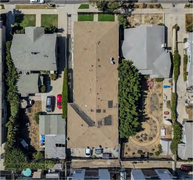 More Photos Of 1026 N Hudson Ave, Los Angeles Apartments For Sale