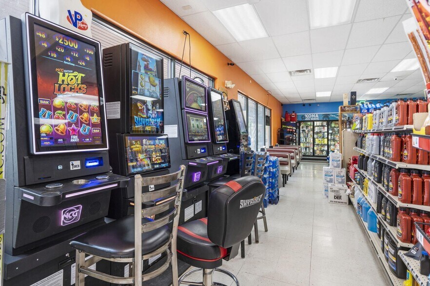 More Photos Of 103 Brookside, Saddlebrooke General Retail For Sale