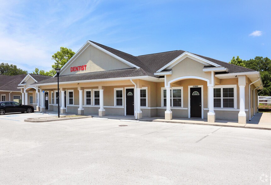 More Photos Of 11956-11962 Balm Riverview Rd, Riverview Medical For Sale