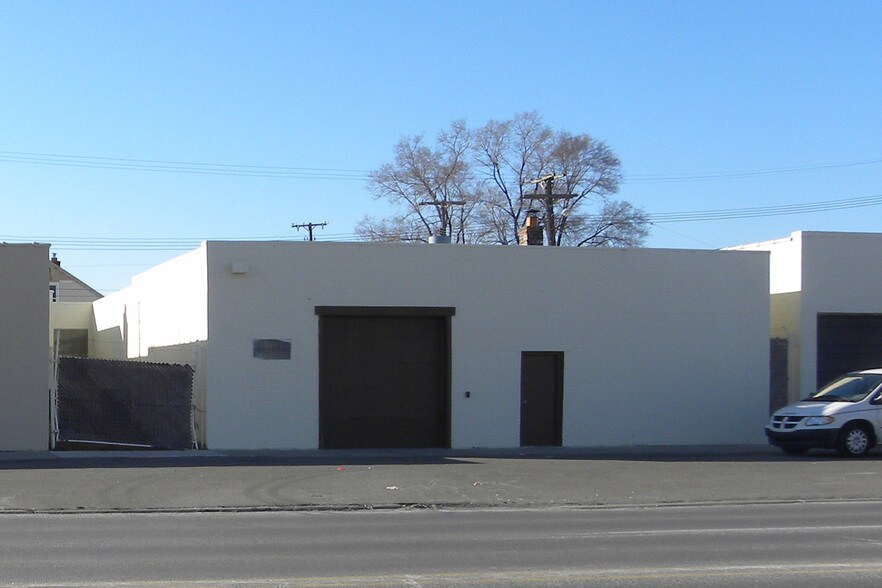 More Photos Of 22813 Dequindre Rd, Hazel Park Warehouse For Sale