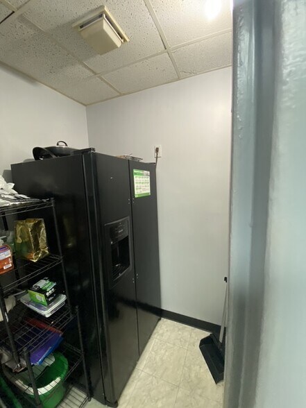More Photos Of 3401 Davie Blvd, Fort Lauderdale Coworking Space