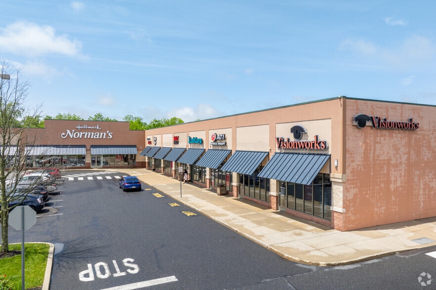 More Photos Of 600-690 N West End Blvd, Quakertown Unknown For Lease