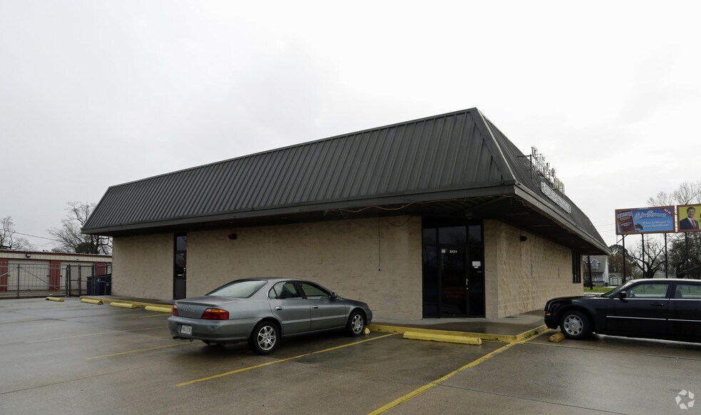 More Photos Of 8431 W St Bernard Hwy, Chalmette Freestanding For Sale