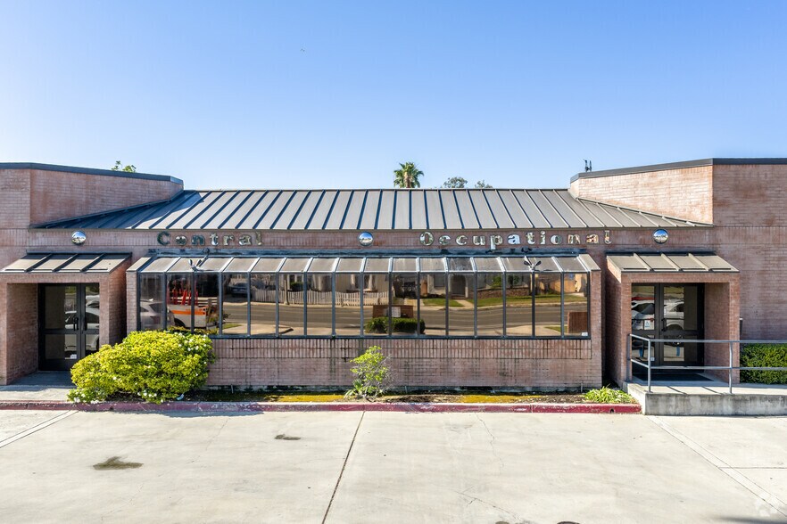 More Photos Of 4300 Central Ave, Riverside Office For Lease