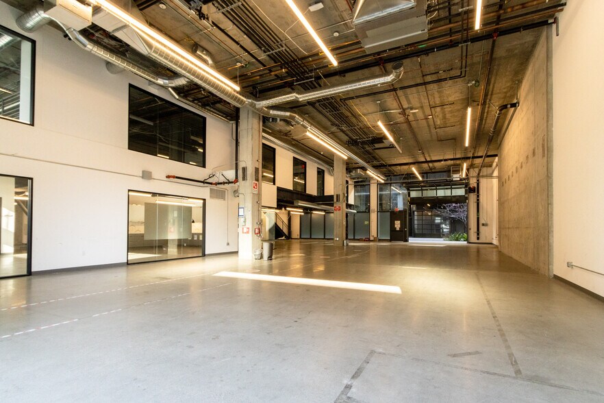 More Photos Of 100 Hooper St, San Francisco Unknown For Lease