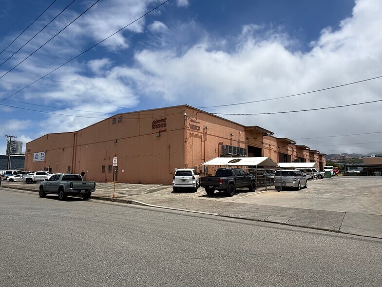 More Photos Of 2840 Mokumoa St, Honolulu Warehouse For Lease