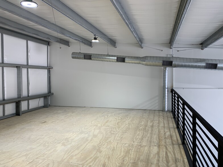 More Photos Of 18101 Cypress Rosehill Rd, Cypress Unknown For Lease