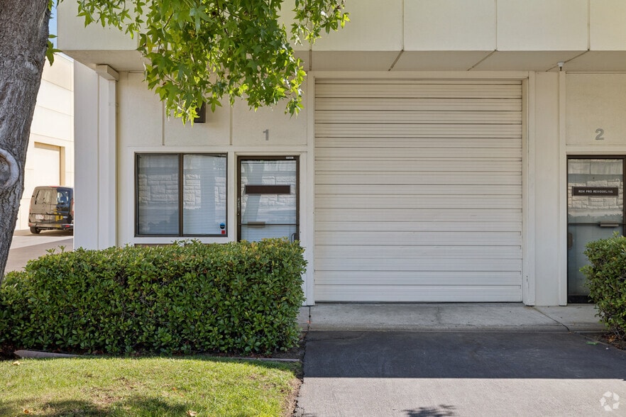 More Photos Of 299 Old County Rd, San Carlos Unknown For Lease