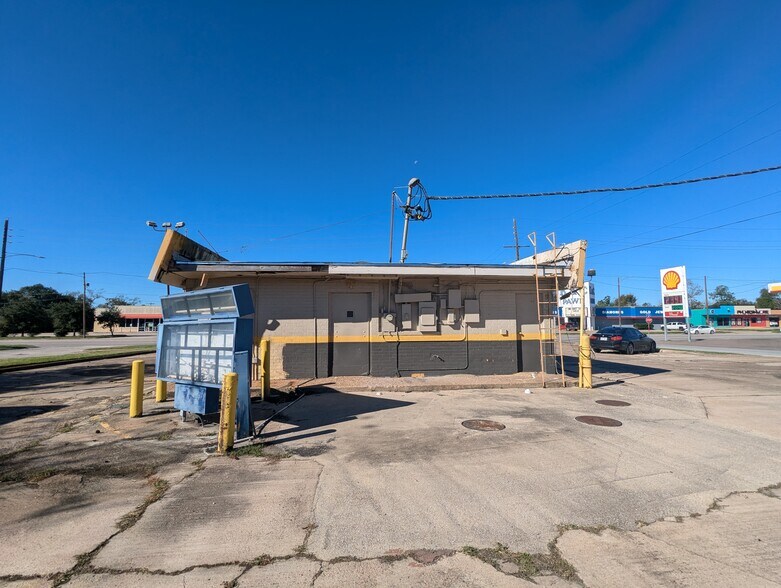 More Photos Of 1322 N 16th St, Orange Fast Food For Lease