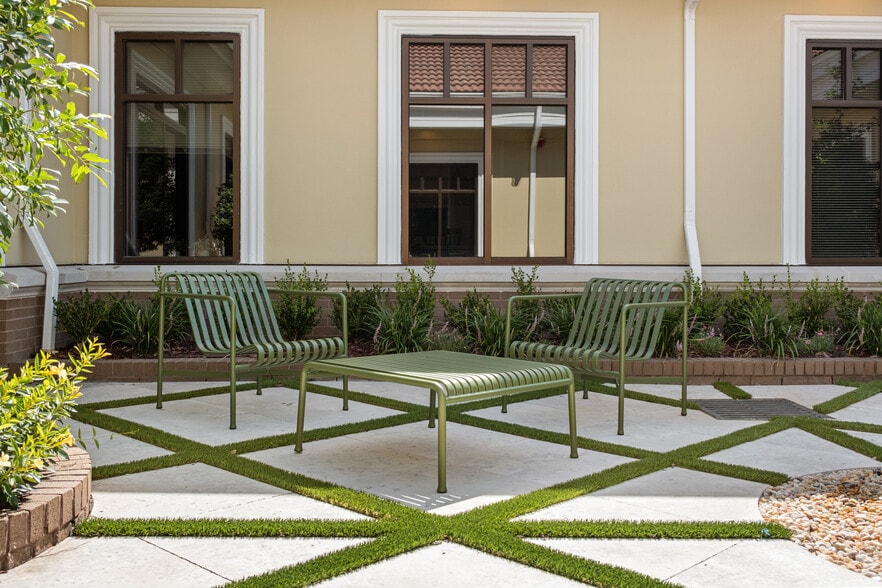 More Photos Of 1213 Culbreth Dr, Wilmington Office For Lease