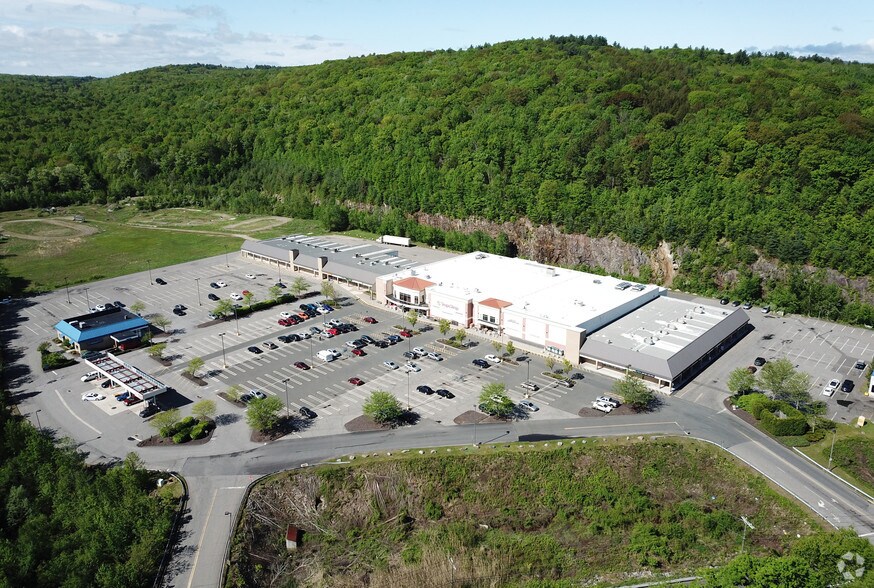 Primary Photo Of 200 New Hartford Rd, Winsted Land For Sale