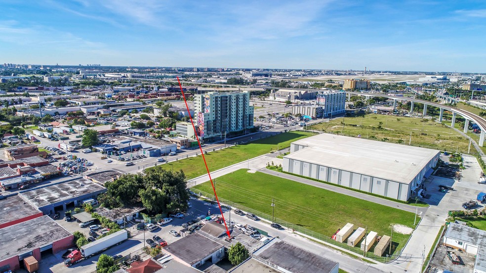 More Photos Of 3705 NW 35th Ave, Miami Warehouse For Lease