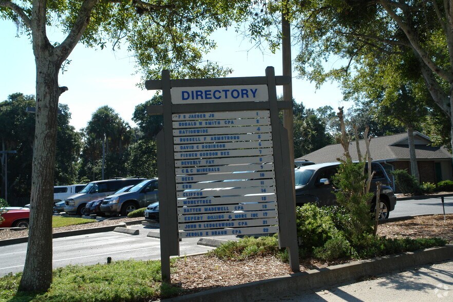 More Photos Of 1326 S Ridgewood Ave, Daytona Beach Office For Lease