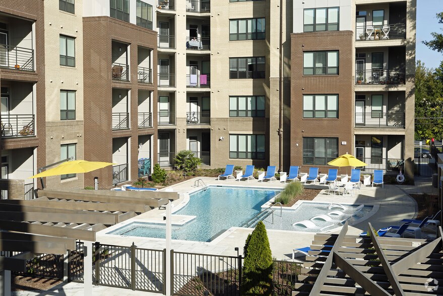 More Photos Of 810 9th St, Durham Apartments For Lease