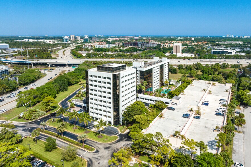 More Photos Of 4400 Pga Blvd, Palm Beach Gardens Office For Lease