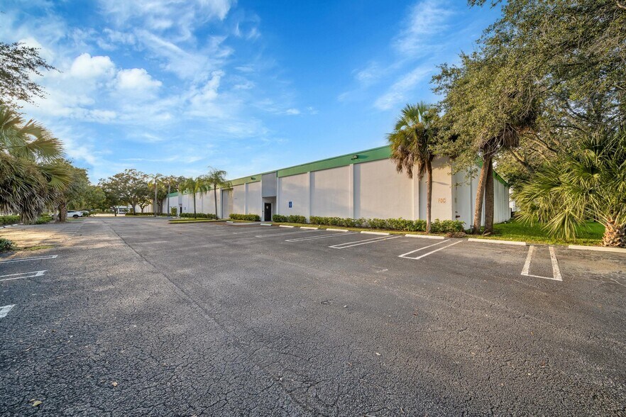 More Photos Of 12095 NW 39th St, Coral Springs Warehouse For Sale