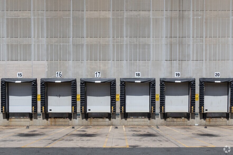 More Photos Of 1 Matrix Dr, Monroe Township Warehouse For Lease